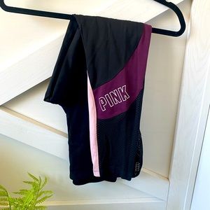 PINK black/maroon yoga leggings, size large. Never worn, brand new.